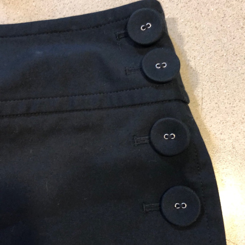 LOFT ANN TAYLOR ANN BERMUDA SHORTS BLACK SIZE 6 - Picture 4 of 13